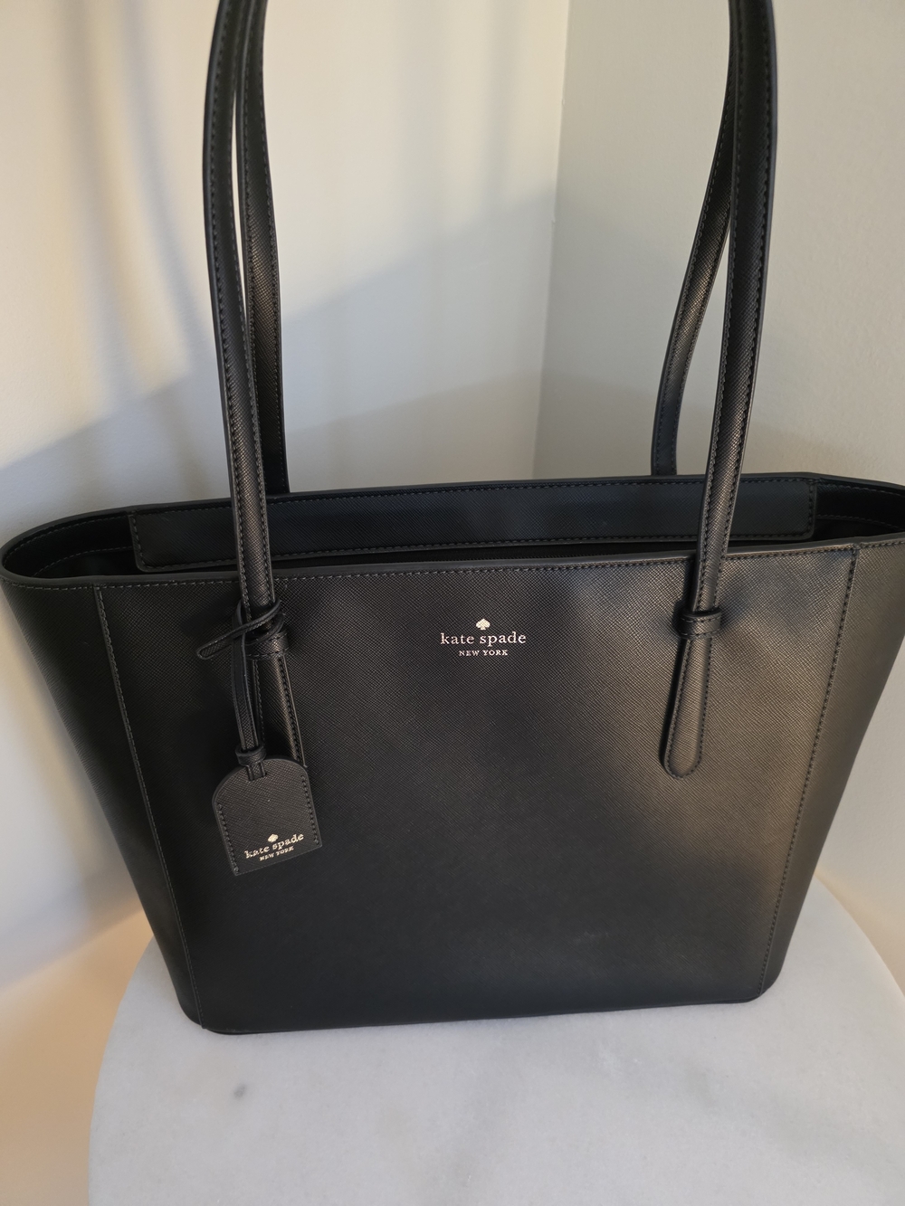Kate Spade Schuyler Medium Tote Black, Never Used